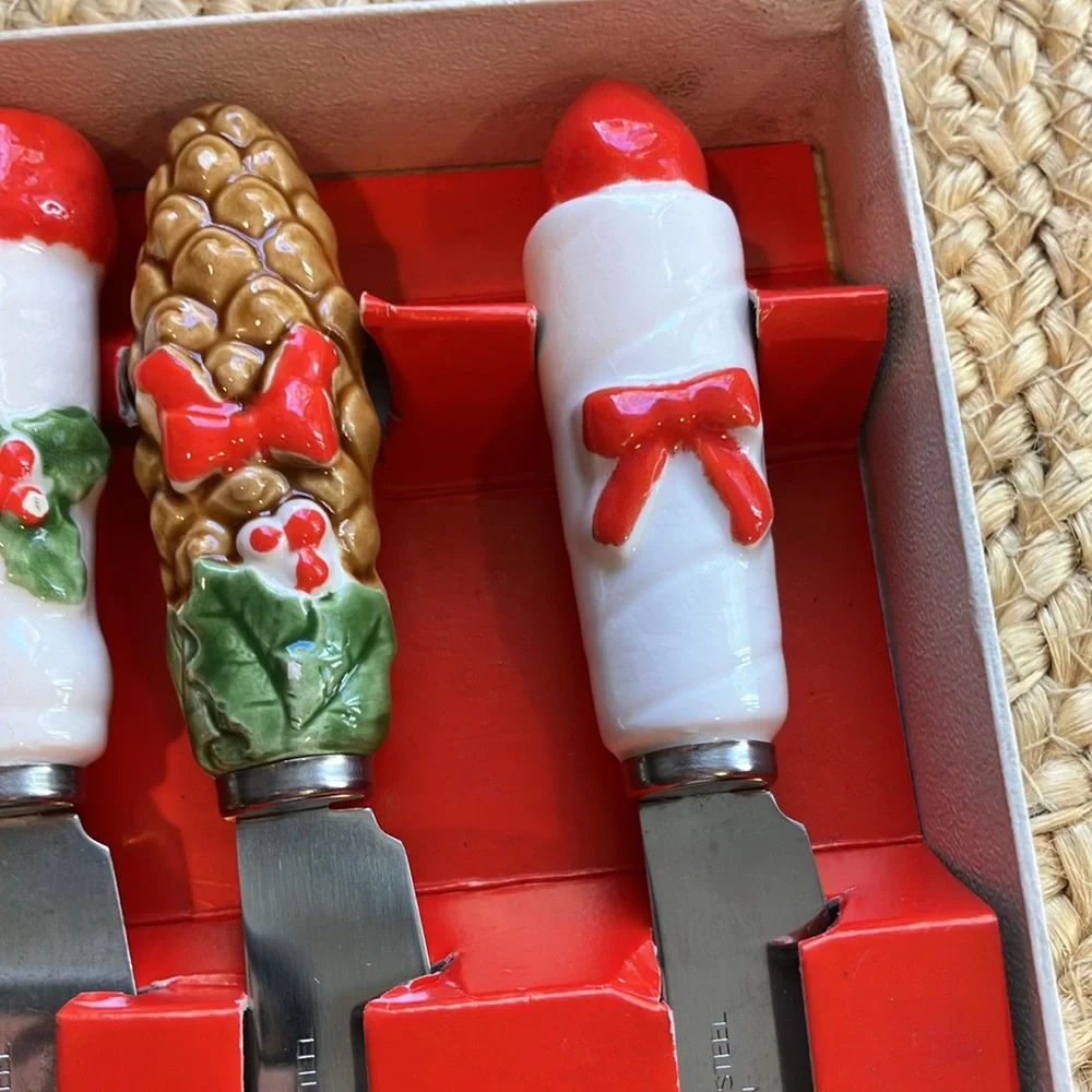 Vintage Holiday Christmas Spreaders